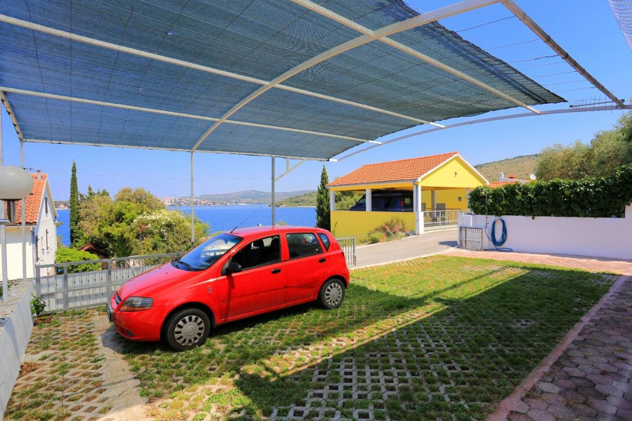 Family Friendly Seaside Apartments Razanj, Rogoznica - 10373 Exterior foto