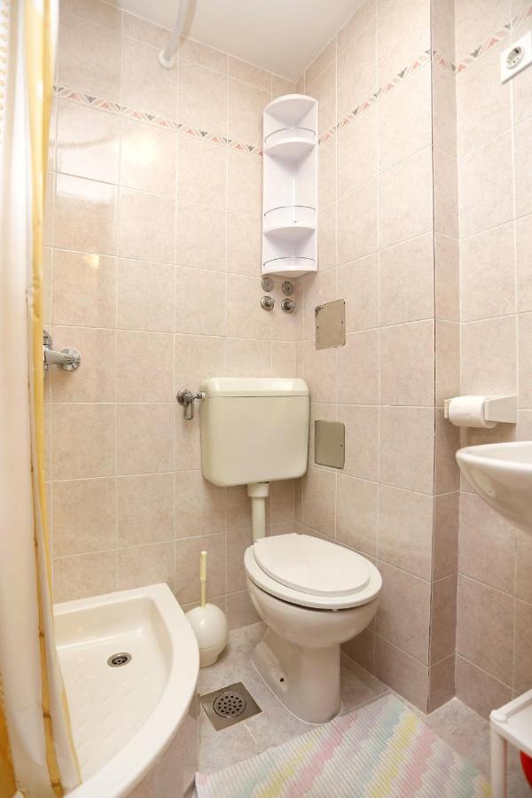 Family Friendly Seaside Apartments Razanj, Rogoznica - 10373 Exterior foto